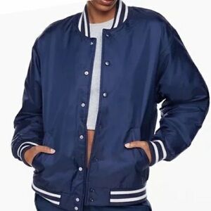 Aritzia TNA stadium jacket